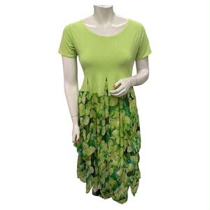 Periwinkle by Barlow Lime Green Floral Panel Dress Size L